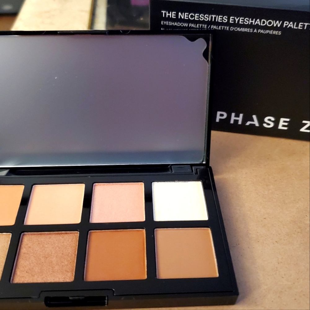 Phase Zero 'The Necessities' Eyeshadow Palette